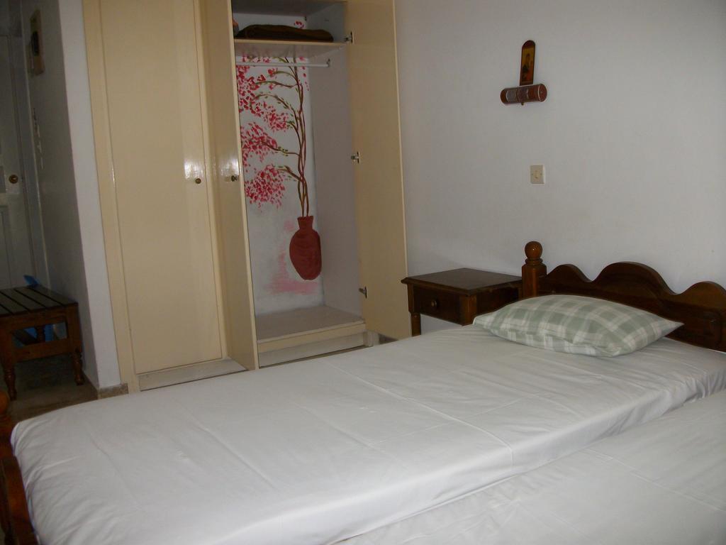 Jasmine'S Guest House Karlovassi Quarto foto